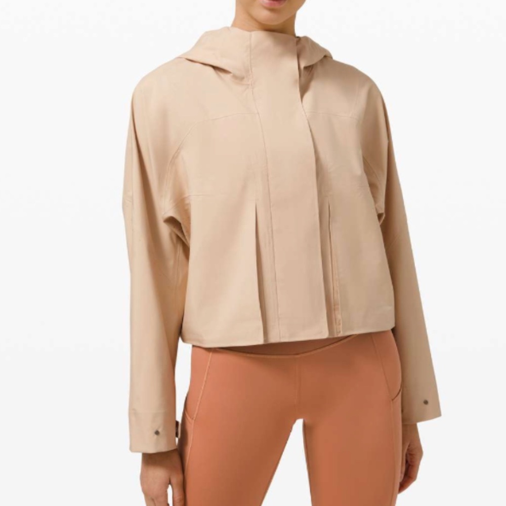 Lululemon Rain Chaser Jacket in Cafe Au Lait